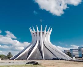 Imagem de um dia bonito e ensolarado em Brasilia