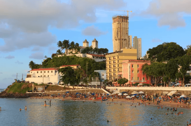 Imagem de destino Praia da Barra em Salvador Bahia